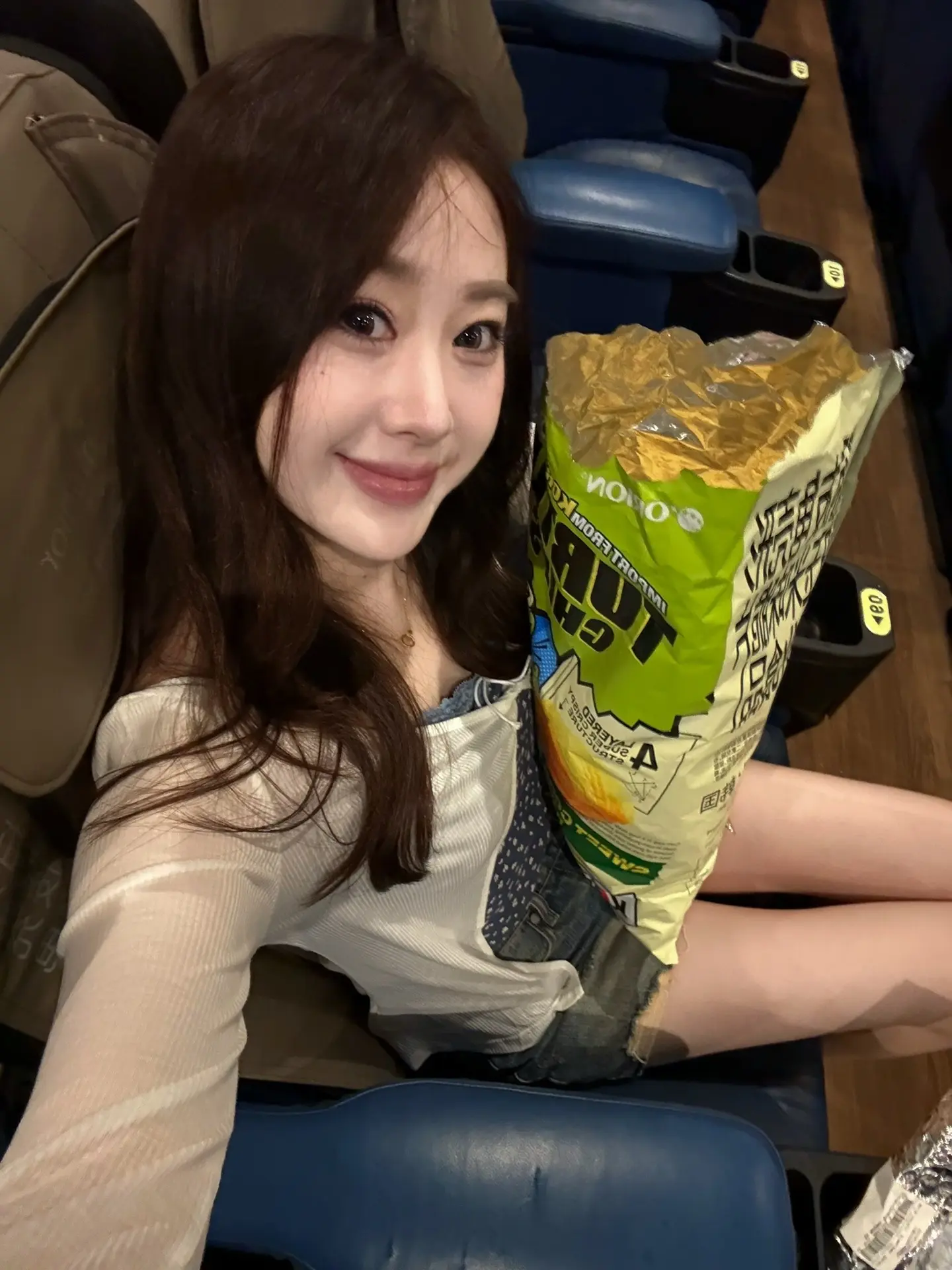 不吃点东西这个电影是看不进去的 蜘蛛侠真的太难看了吧