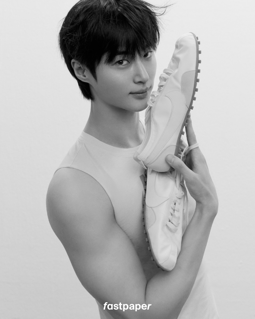 边佑锡 x Nike全新合作登场！Nike Moon Shoe 月球鞋携手演员边