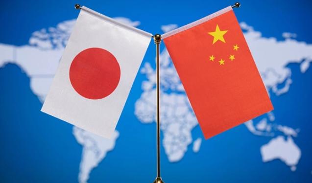 伊朗一夜炸醒日本！日本原本以为，中东战火和中国军力发展，是它突破和平宪法、实现再