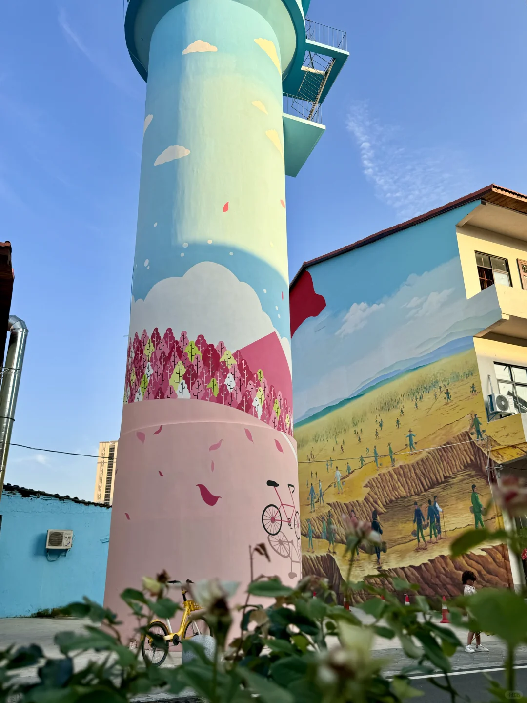 在武汉 适合i人独自闲逛的村庄蓝色水塔..🫣