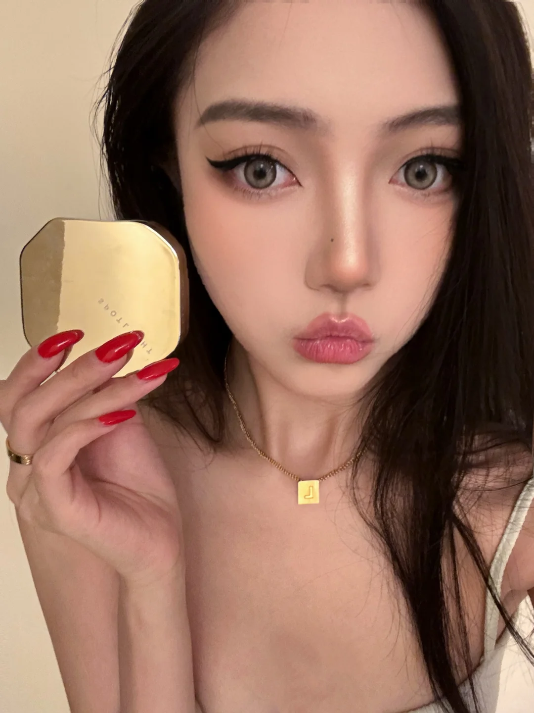 永远喜欢干净的底妆
