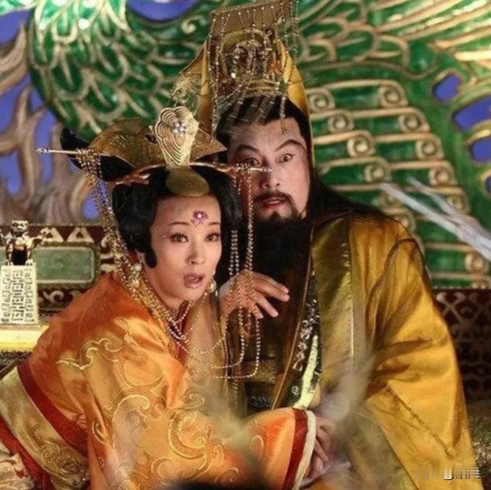 你能回答以下问题吗：
一，玉帝跟王母到底什么关系
二，管下雨的到底是龙王还是雨神
