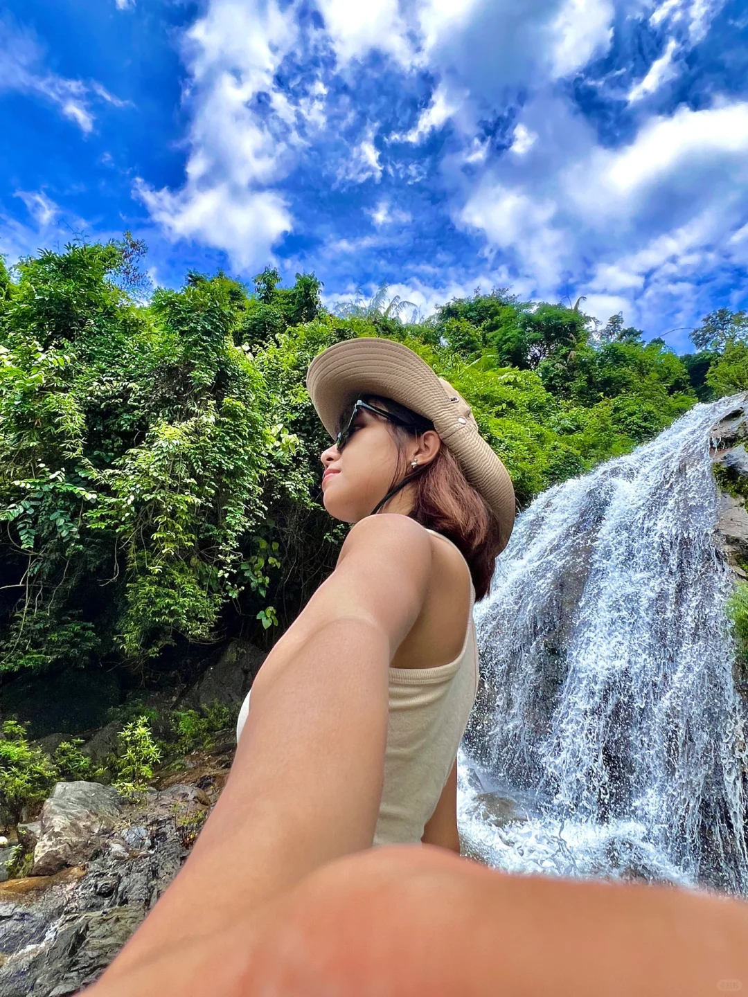 来海南看海不如看山！超小众万宁野生溯溪⛰️