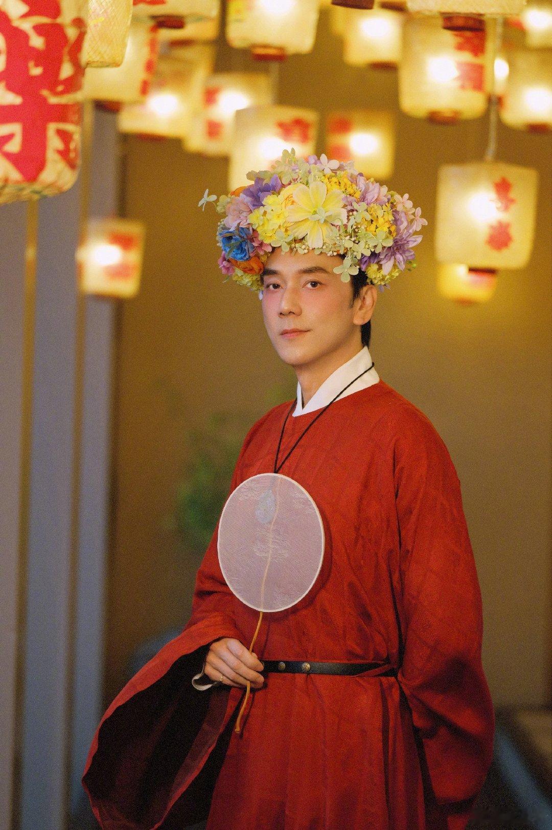 林依轮说自己不做医美活得通透又清醒，这才是真男神林依轮说自己脸没动