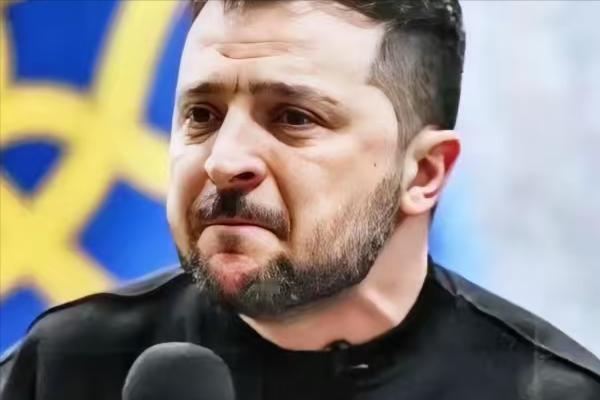 乌克兰议会，又投票了。330票赞成。几乎全票。

大屏幕上跳出330这个数字的时