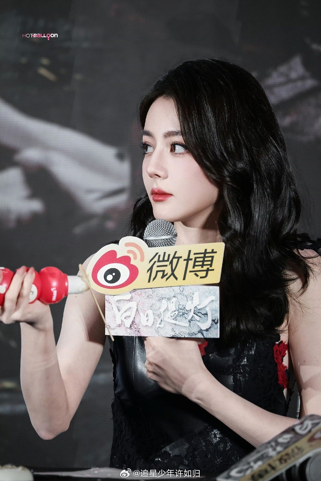 迪丽热巴是懂取名的 救命！迪丽热巴给微博群取名富豪榜前三，这脑洞也太大了，妥妥的