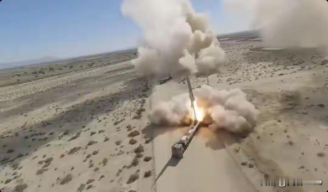 以色列身后有美国撑腰，伊朗背后有高人指点，40天的战斗给出了最佳答案，美以输了战