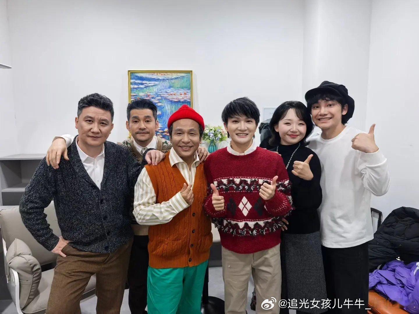 周深周深 小品天赋周深演老头 周大爷好萌啊