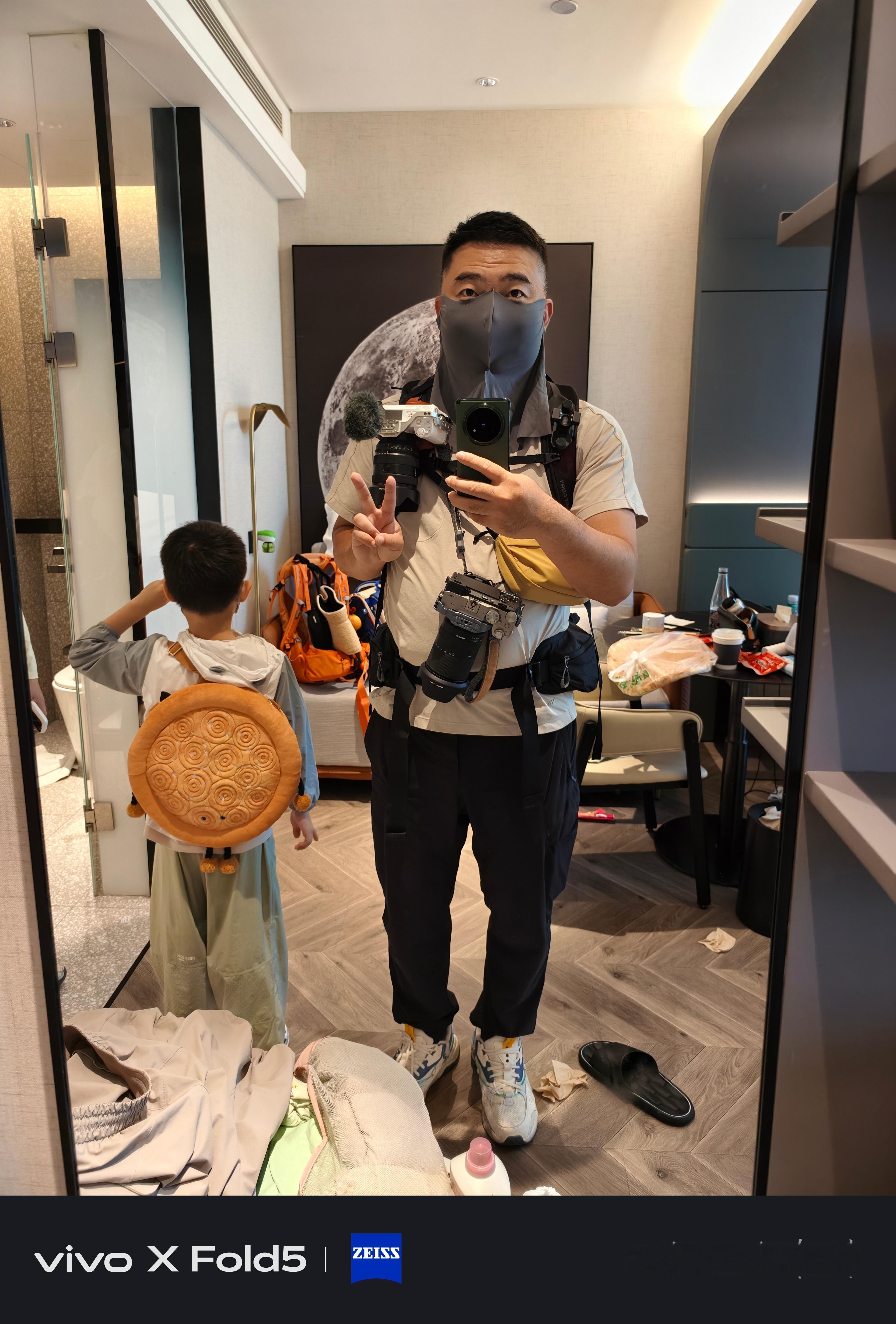 今日ootd，到新疆第一天就发烧了[允悲][允悲][允悲][允悲]但该玩儿还是得