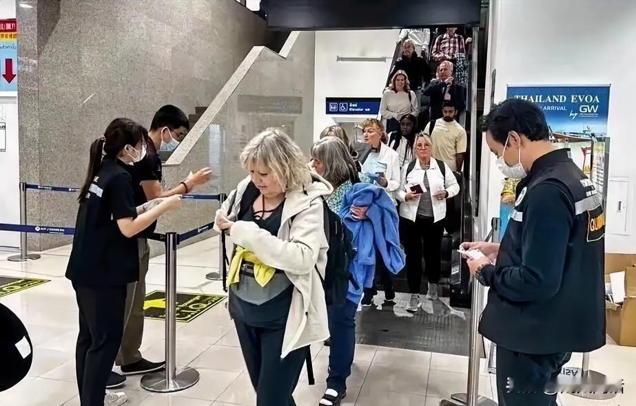 尼帕病毒来袭：高致死≠大流行，防控关键在精准
 
此次印度暴发的是尼帕病毒疫情，