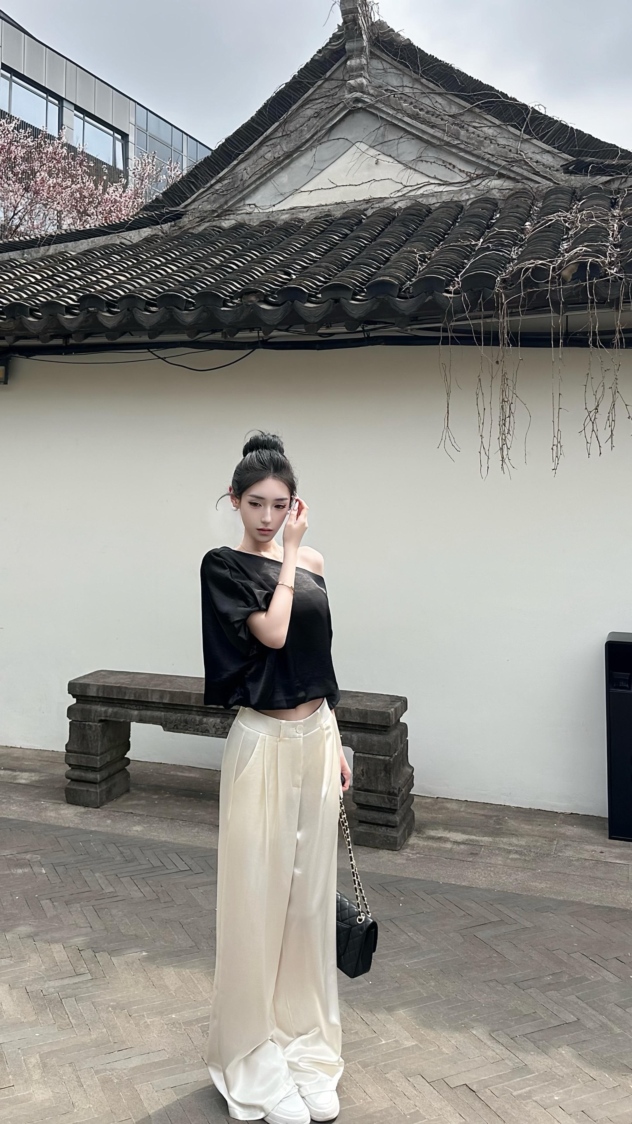 我本想等雨停后就去找你 哪知这场雨连绵不绝