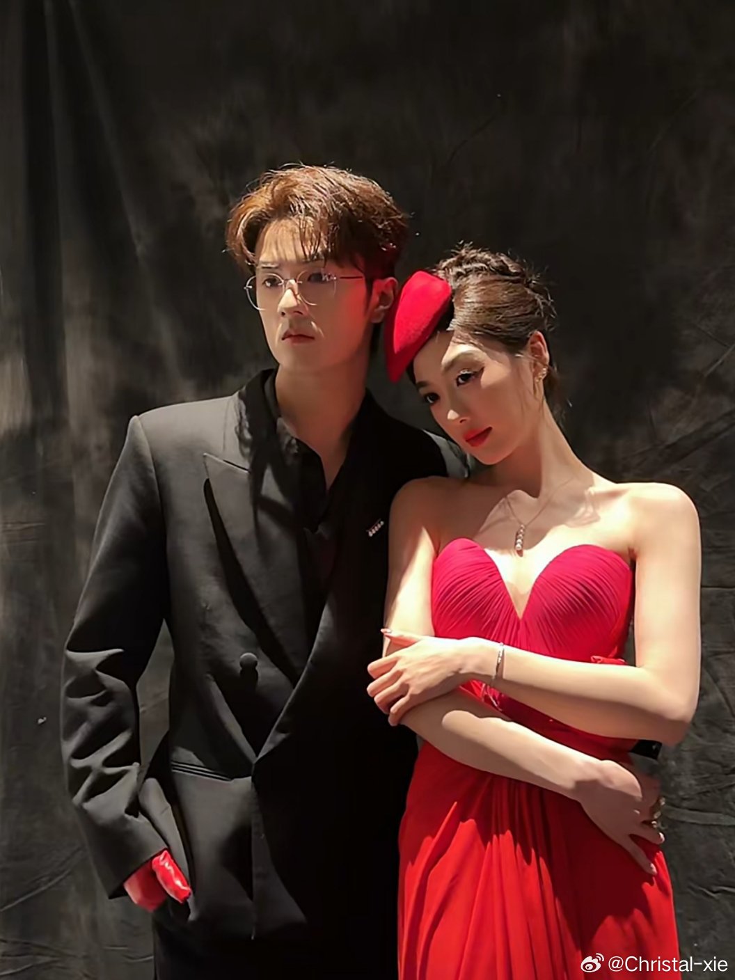 毓言cp看我们涂老师一本正经的在营业