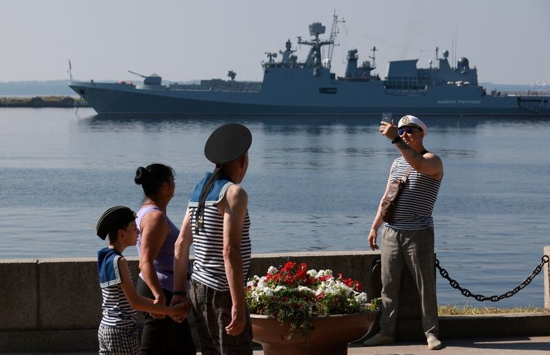 在现代海战里，俄罗斯海军有不少优势。俄著名军事专家康斯坦丁·西夫科夫就认为俄海军