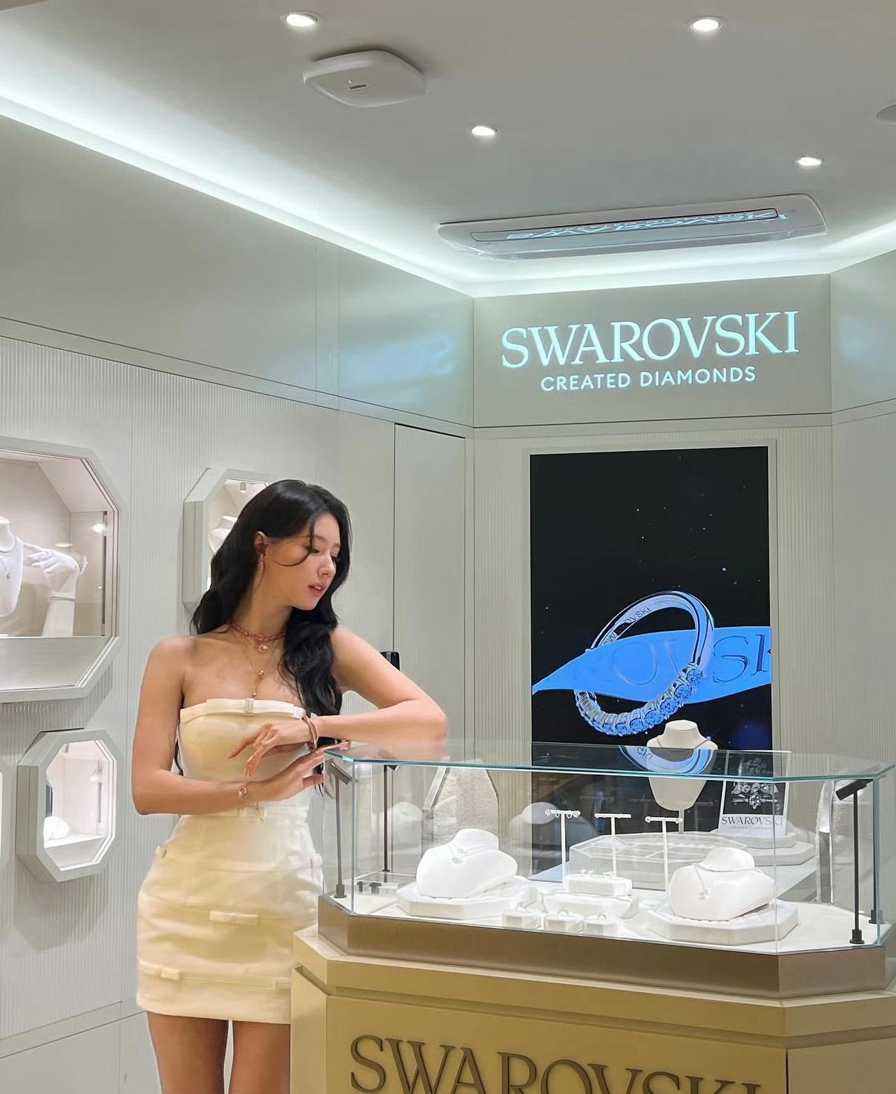 赵美延超话  赵美延门面主唱 

【那年今日】250311🐰美延个人IG更新