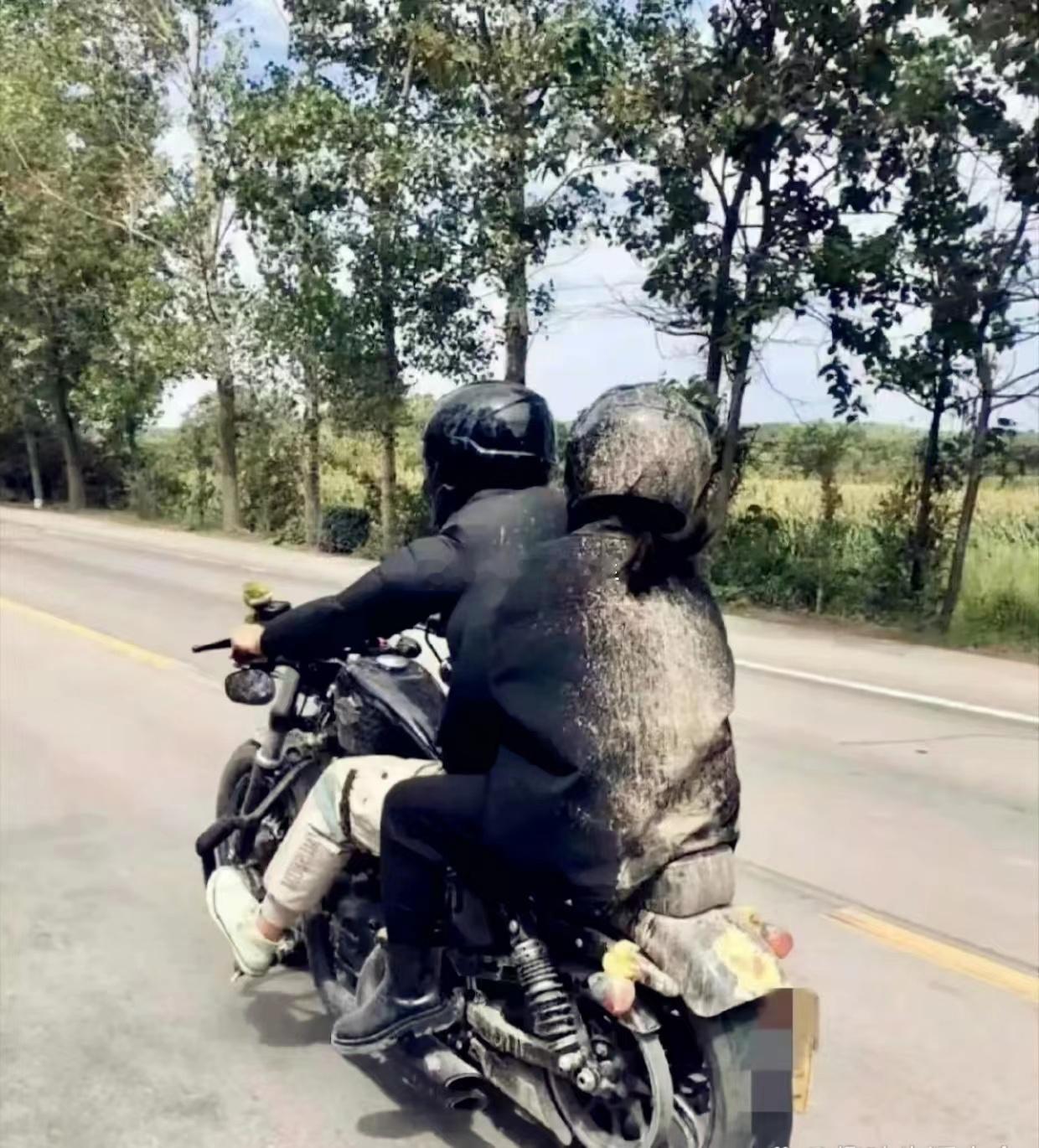 摩托车的后档泥板没有改装套件吗？？？做这个细分品类能发大财吗？？？海阔试车超话