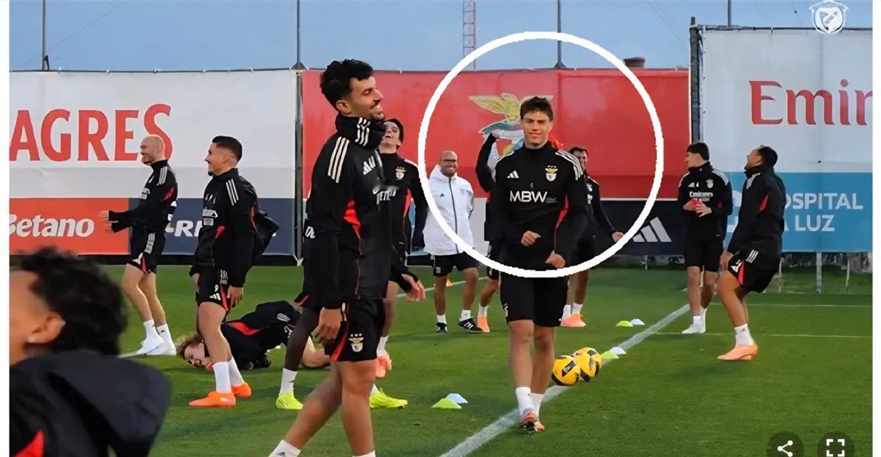 这个夜，穆里尼奥要给第四个和第五个小孩，上演一线队首秀的机会，而这只是穆帅来本菲