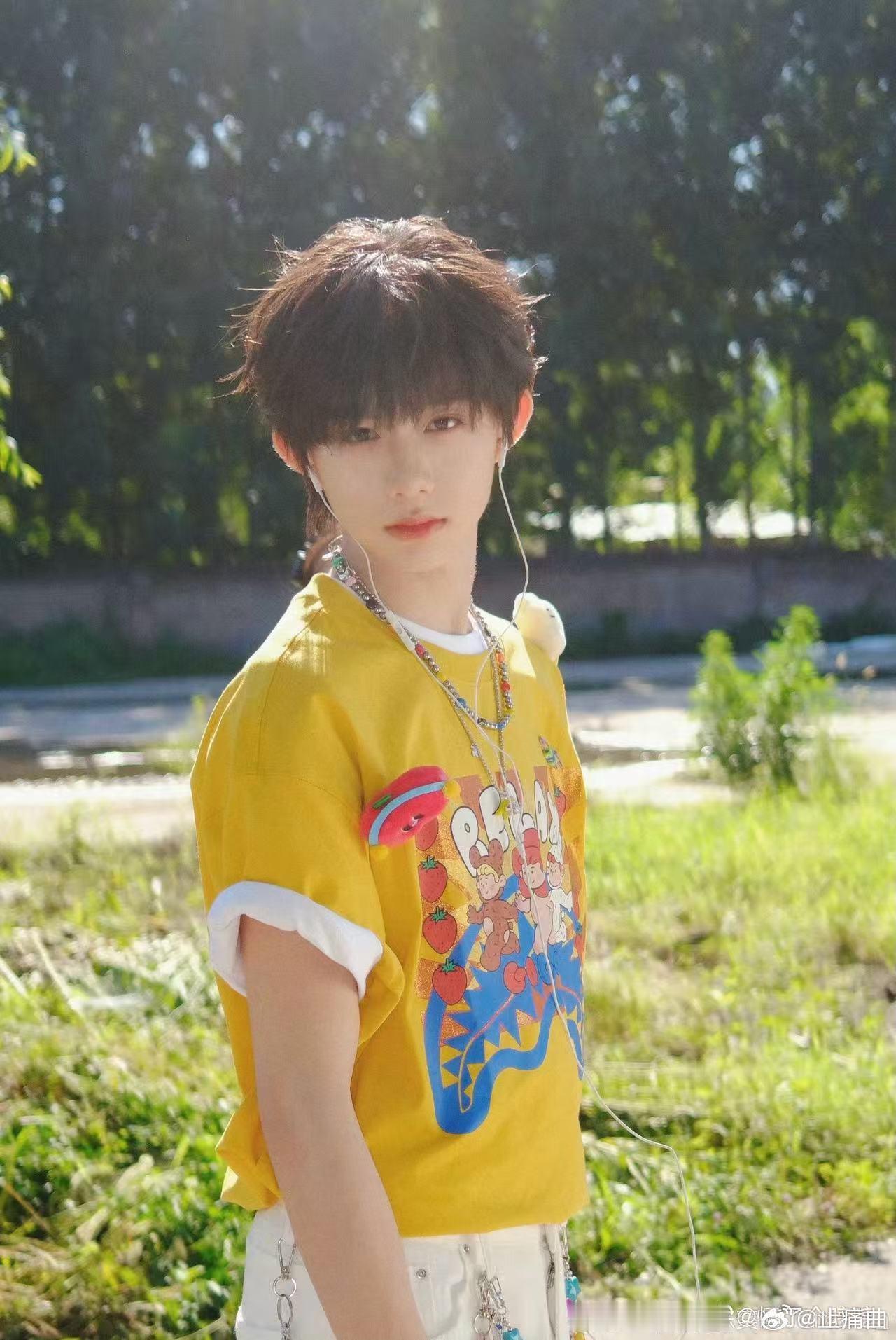 荣耀之战陈奕恒粉丝维权声明 陈奕恒的颜值真的没话说，精致又有气场，越看越惊艳 