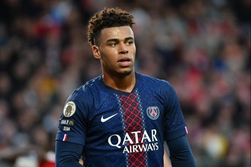 法国球迷俱乐部  巴黎计划与杜埃续约至2030年，并提高他的薪水。杜埃现年20岁