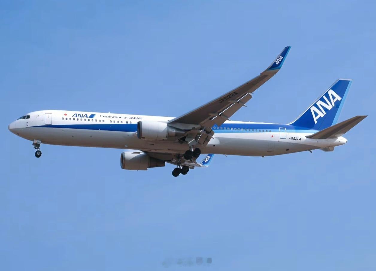 2021年8月12日，青岛胶东国际机场正式接替了流亭机场通达世界的使命，成为了目