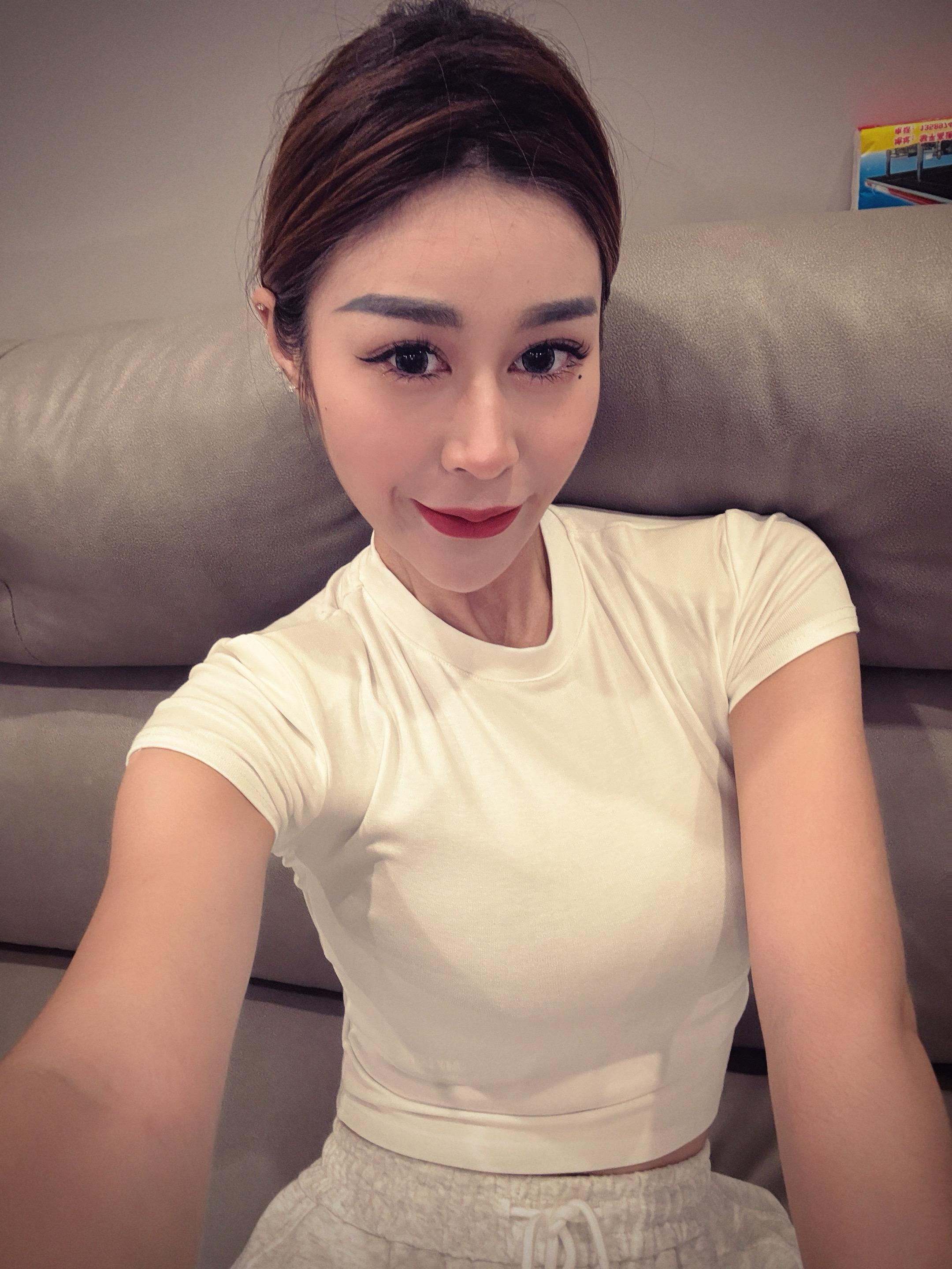 要么你来拥抱我 要么开枪处决我