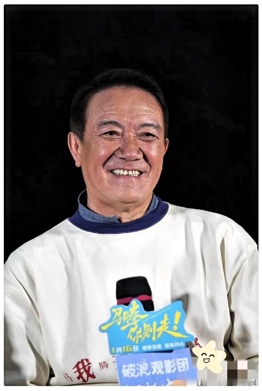 我朋友是做医生的，
他告诉我一个真相，
像李幼斌这种知名的艺人，他们的父母所在的