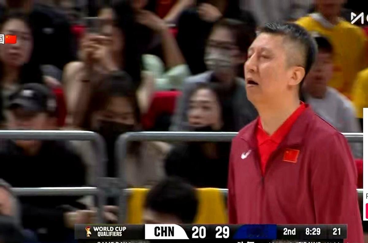 郭士强兵败五棵松，一度分差接近20分，即使让广东全运队去也打不成这样子。

这场