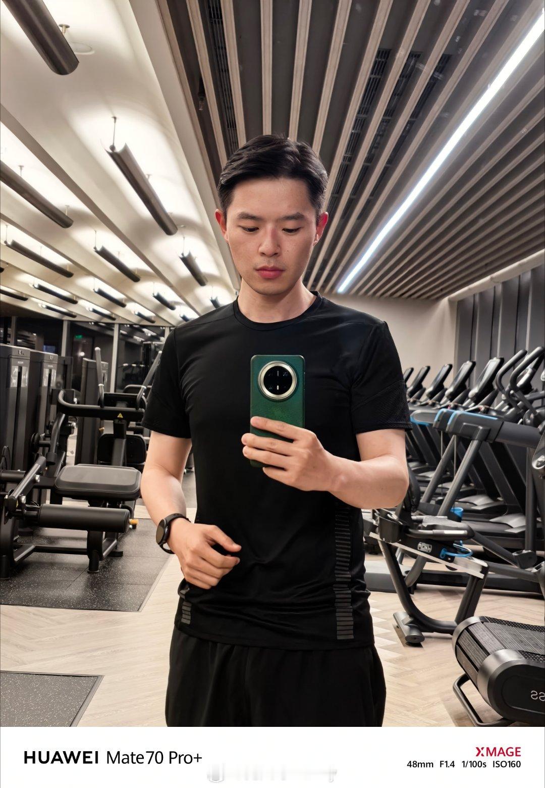 健身打卡 又是承包健身房的一天，这么好的器材没人用可惜了，fighting![加