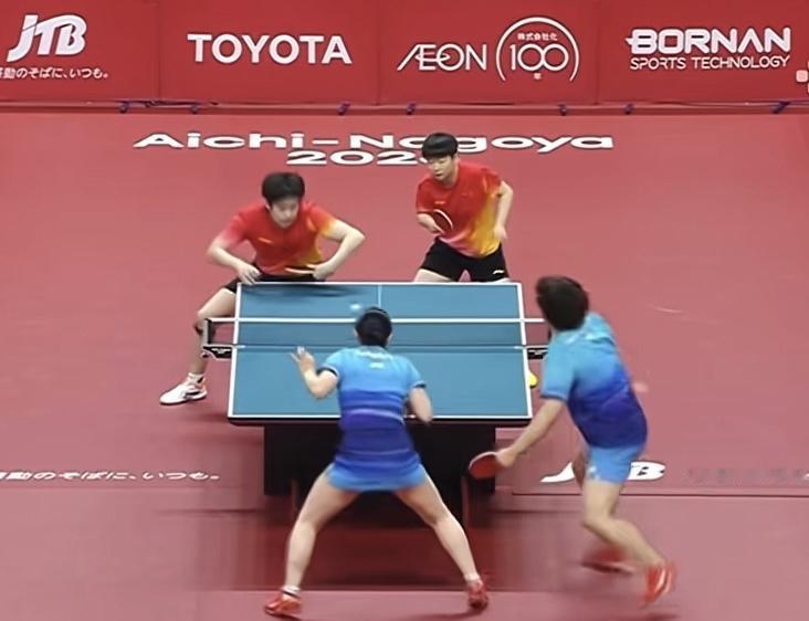 3:0，莎头组合完胜松岛辉空/张本美和组合👍👍👍，顺利晋级混双四强。四人都