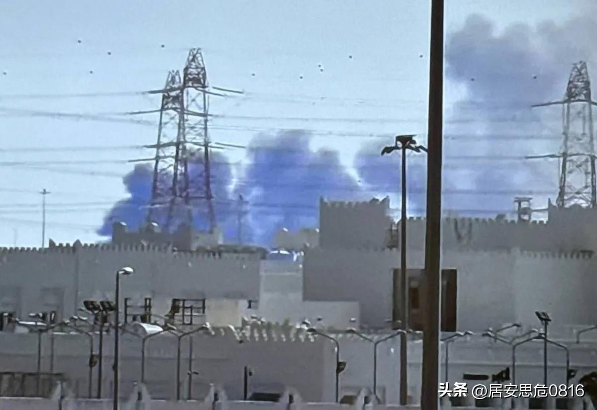 伊朗回击，打了一堆美国在中东的7国14个军事基地。
川普在开战宣言中说：战争就一