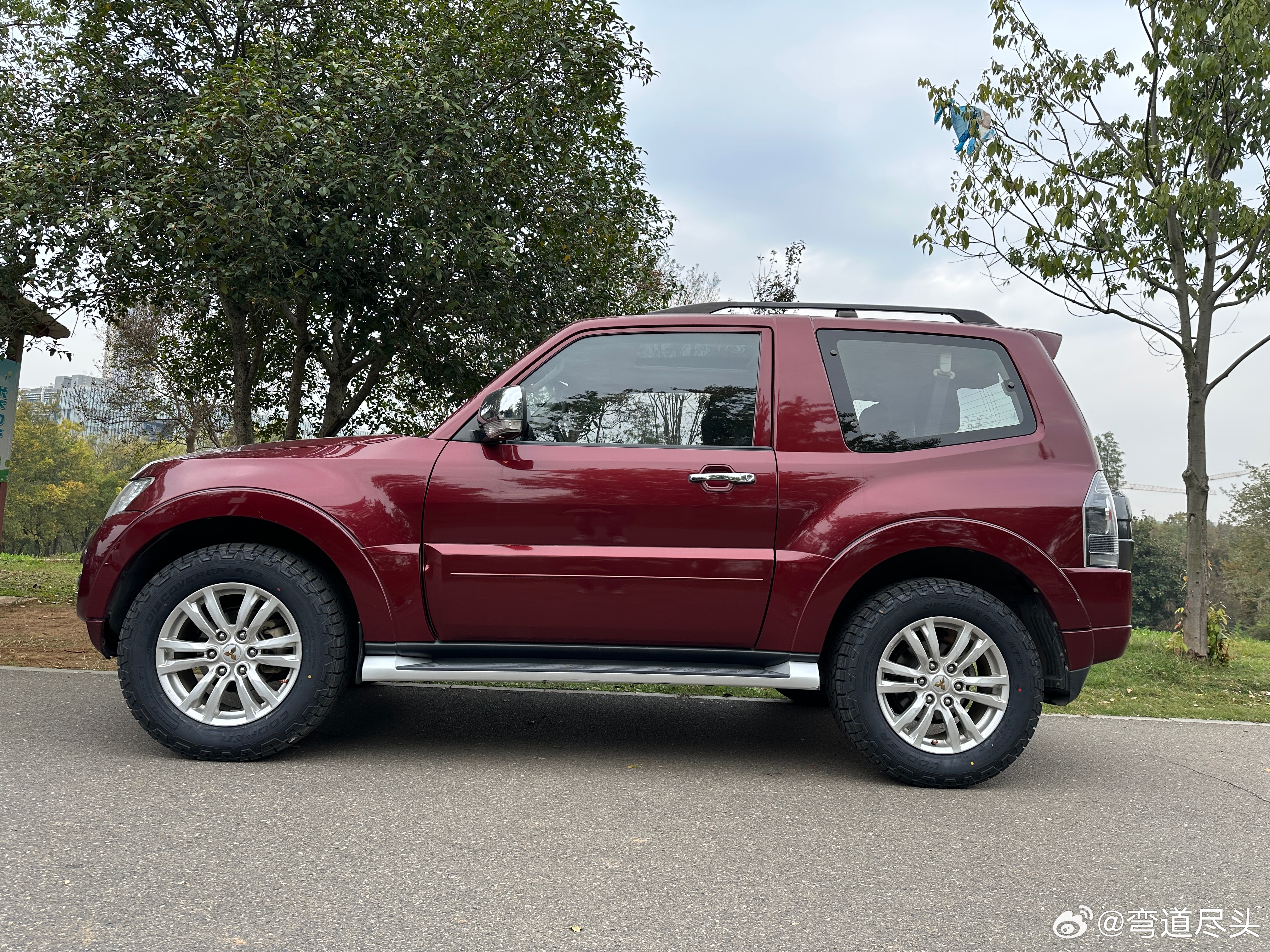 帕杰罗[超话]  朱砂痣pajero帕杰罗v87pajero evolution