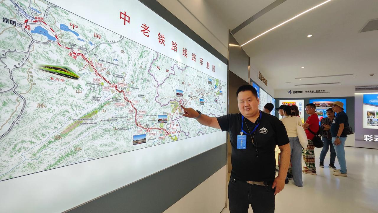 我在中老铁路参访

