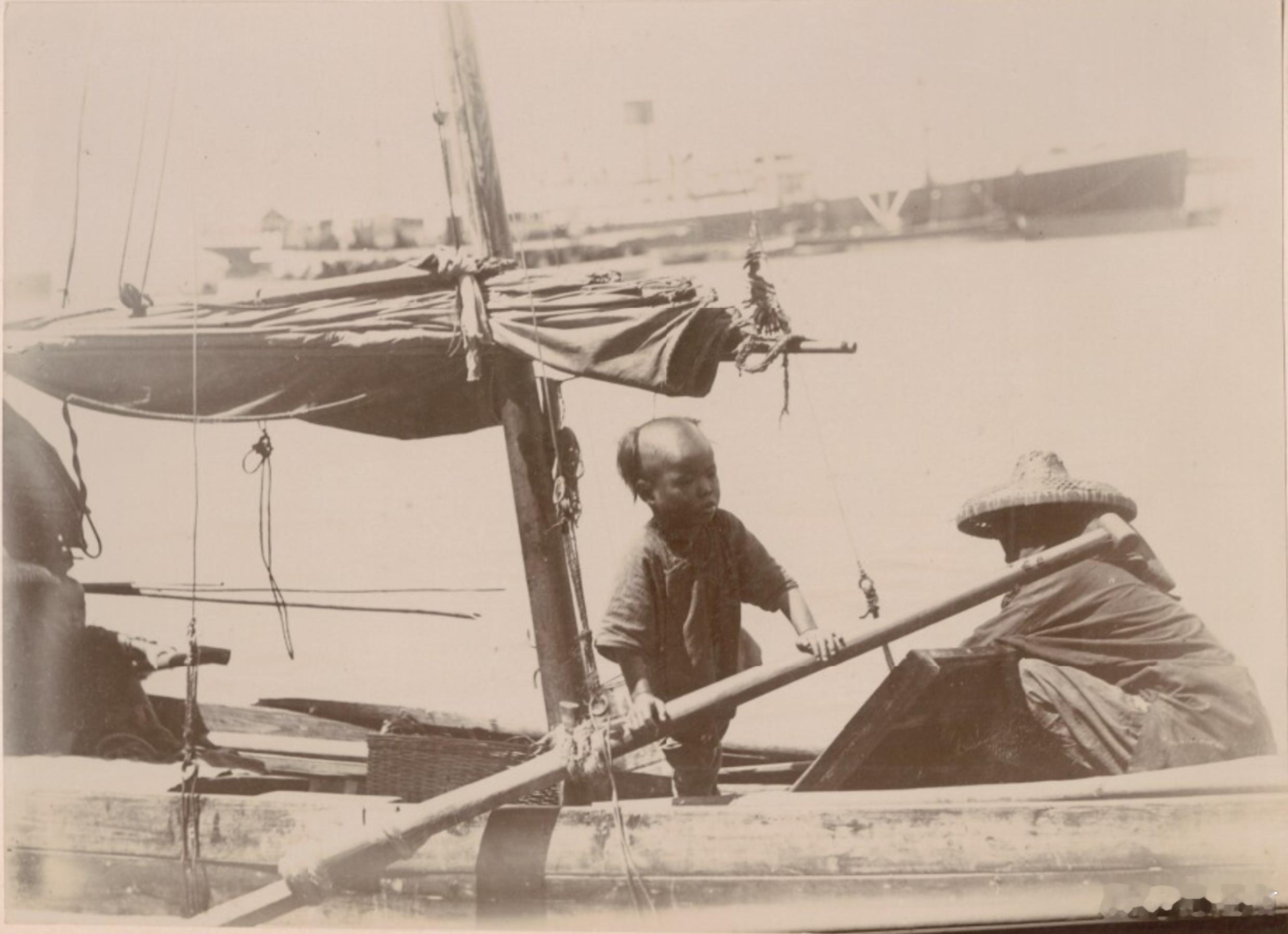 船上的儿童，青岛，1900年 ​​​