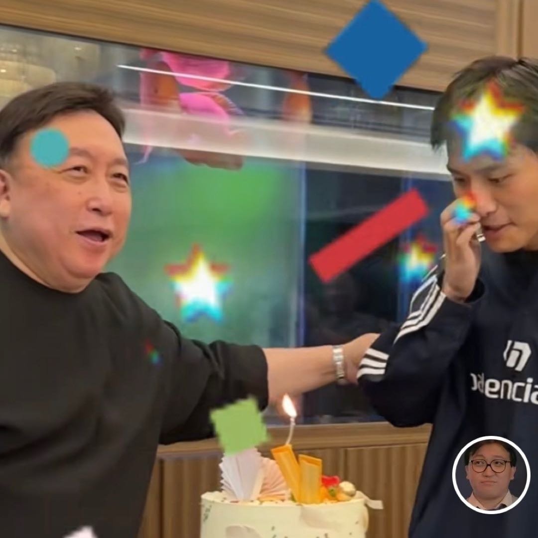 疯狂小杨哥露面在香港导演王晶70岁生日会上，“疯狂小杨哥”张庆杨低调现身，这是他
