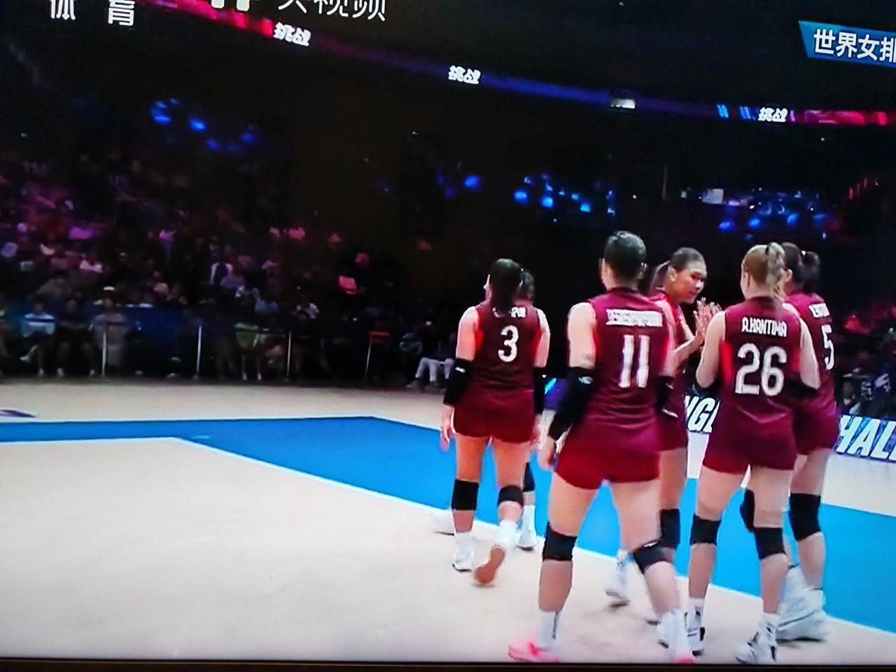 2026年女排世联赛南京站的比赛，中国女排对阵泰国女排，第一局中国女排25：14