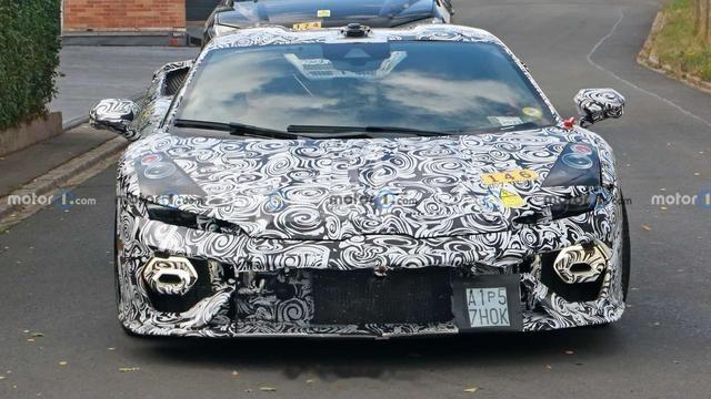 #汽车资讯# 【V8插混动力，兰博基尼Huracan继任者首次曝光，明年晚些时候