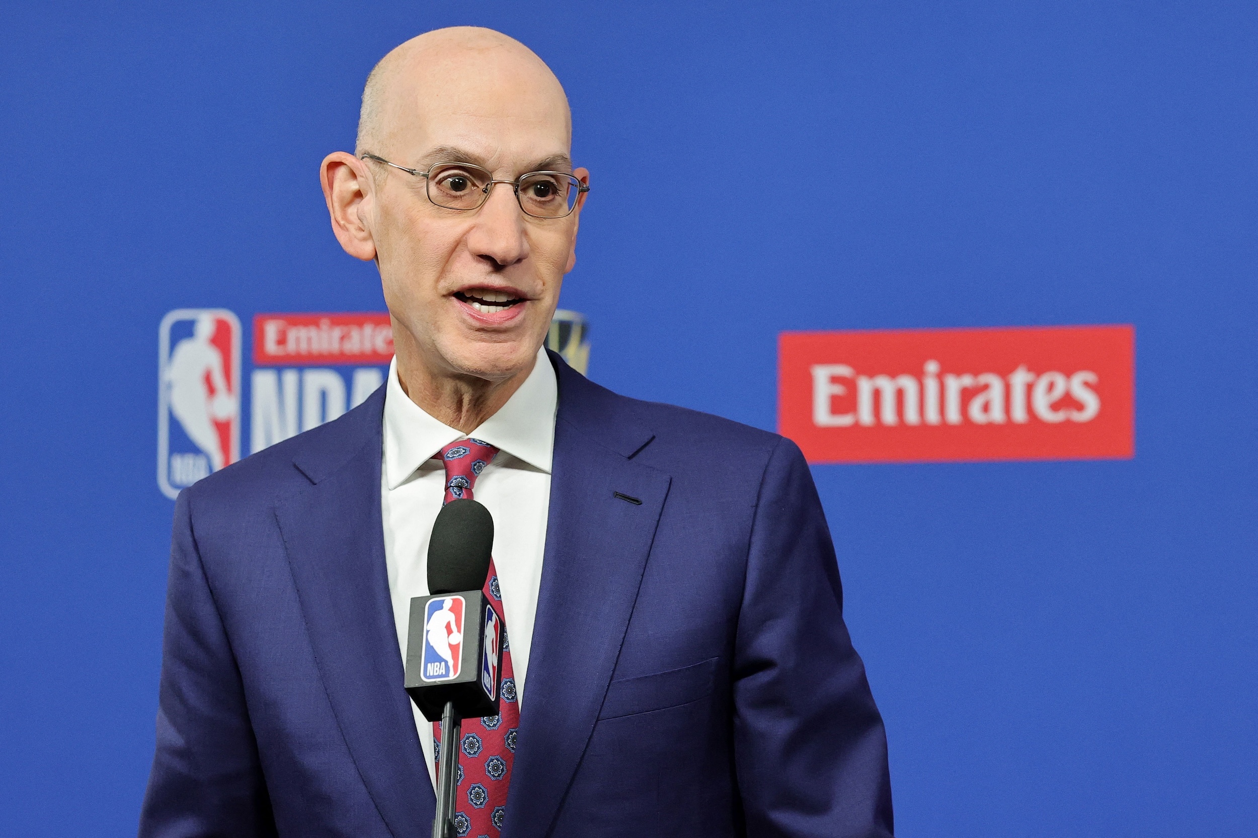 ESPN：一位官方人士透露，联盟将优先敲定拉斯维加斯的扩军，再处理西雅图。目的是
