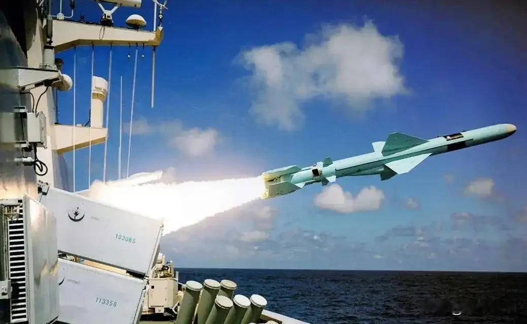 鹰击-83K空射反舰导弹有何优缺点鹰击-83K空射反舰导弹是中国海空力量的“中流