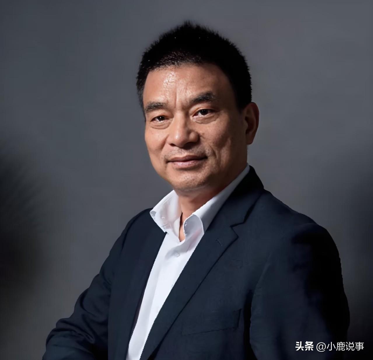 刘永好这份提案，
真说到老百姓心坎里，格局一下就打开了。

以往消费券大多限家电