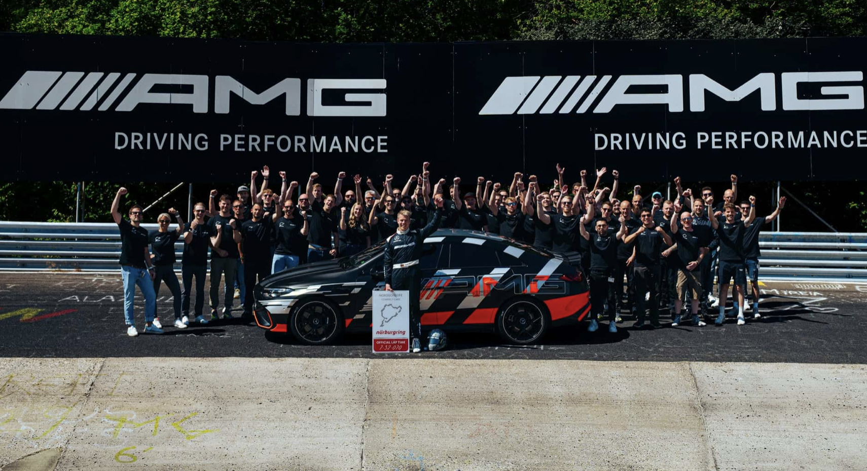 AMG纯电CLA打破纽北圈速纪录全新梅赛德斯-AMG CLA 45 4MATIC