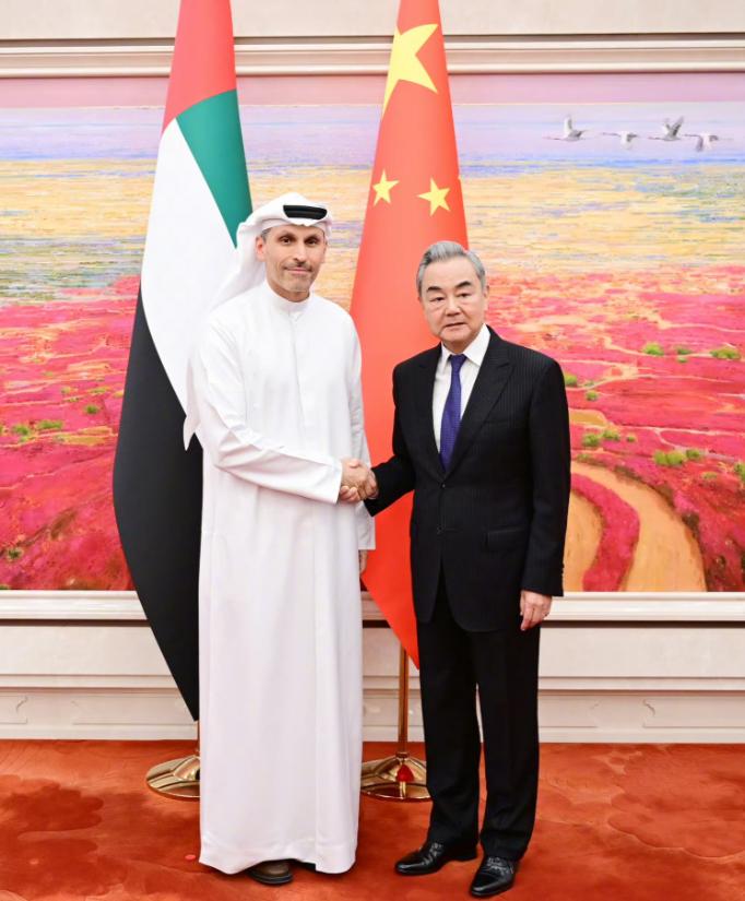 中国和阿联酋谈妥了！4月13号这场会见，藏着太多务实干货。

4月13号这一天，