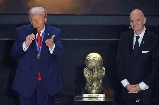 阿根廷夺冠是必须的，理由只有一个，但已足够:
6月23日FIFA主席因凡蒂诺就已