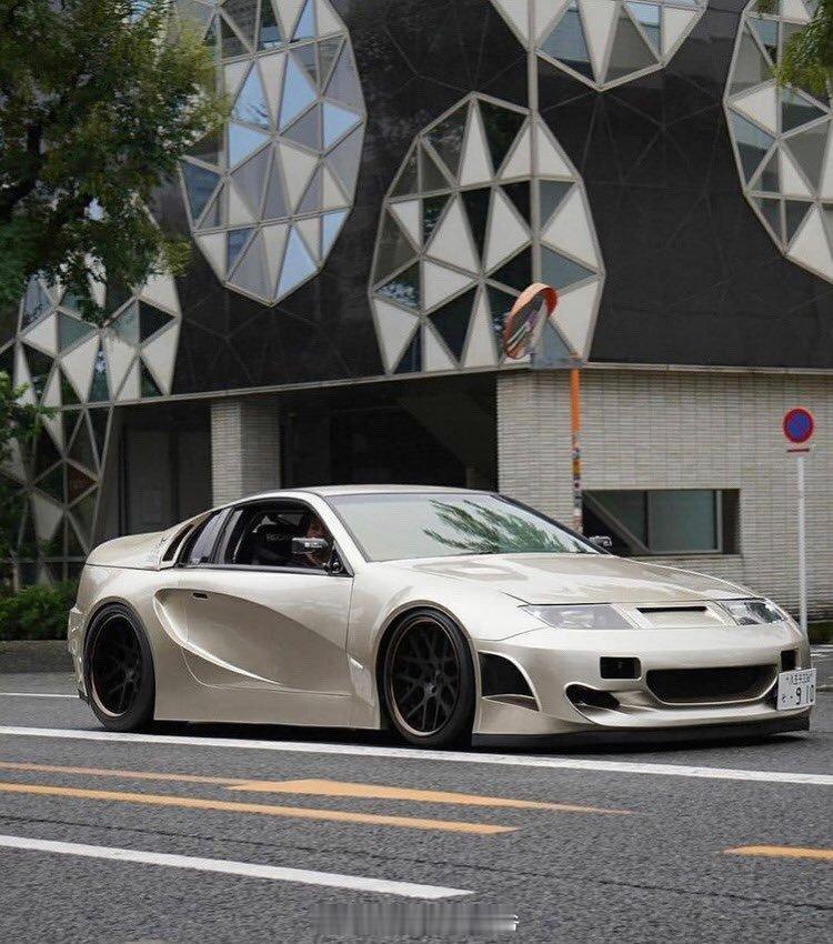 这Z32...[思考] iAcro[超话] ​​​