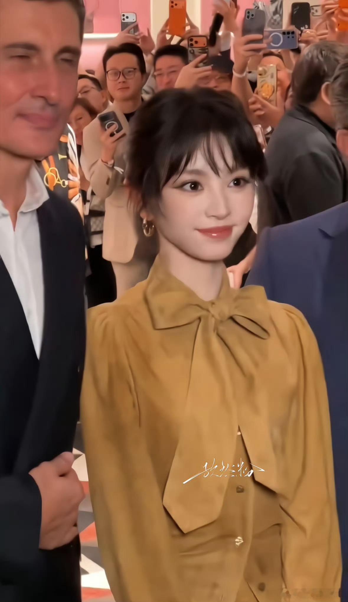 今日Gucci生图：田曦薇  宋威龙 周翊然 陈鑫海 