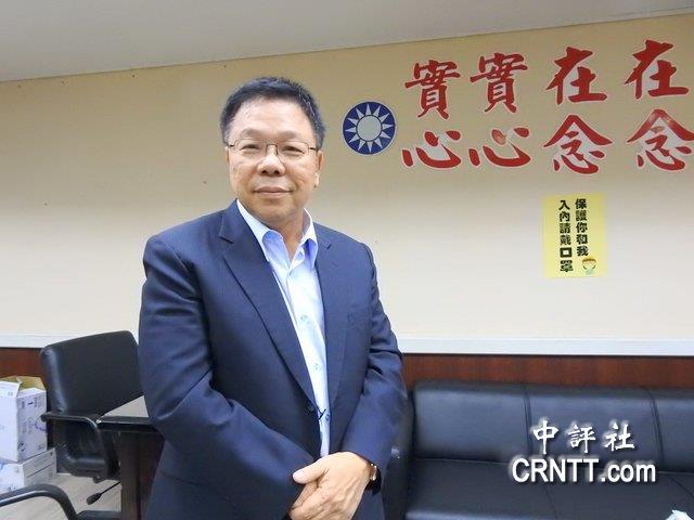 2026台南市长选战确定由蓝委谢龙介对决绿委陈亭妃。国民党本土派议员蔡育辉表示，