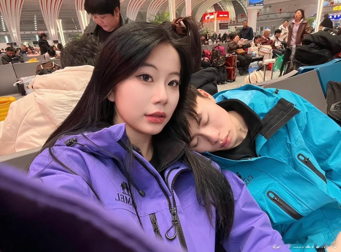 和喜欢的男生一起登顶武功山啦 