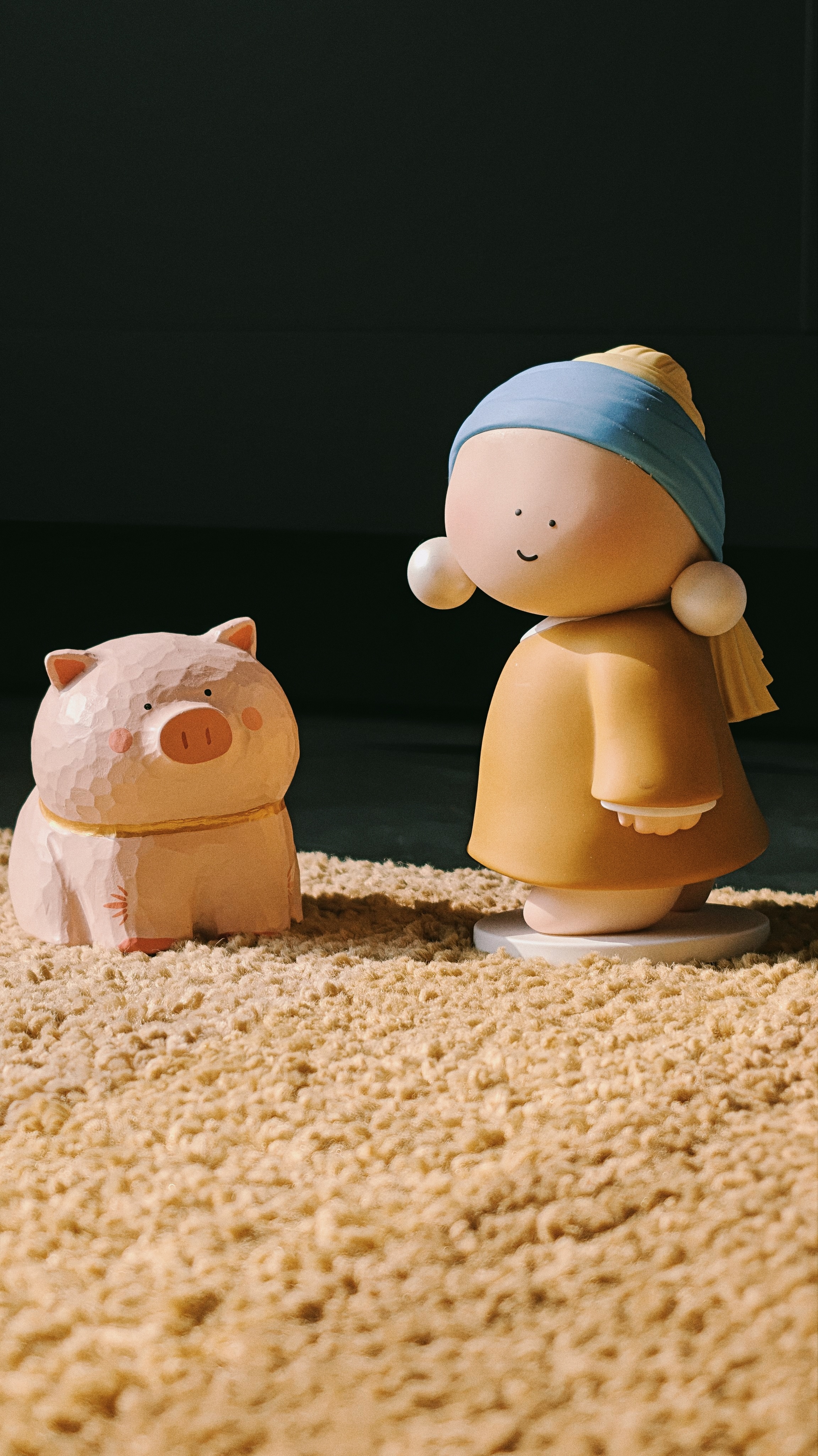 这是我最喜欢的两个手办，推出的戴珍珠耳环的少女和生肖系列！想看一下你的最爱！理想