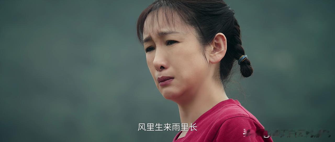 主角:易青娥努力练嗓子，可她与她舅可都没有想到她努力发出来的声音，会是噪音；
