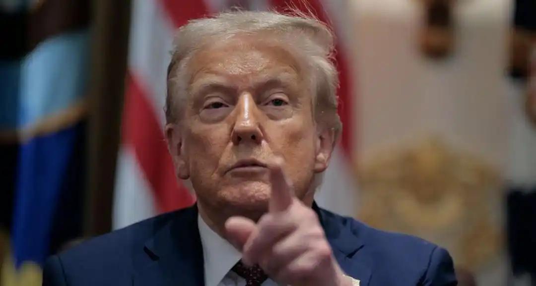 美伊局势当前处于一种“高压对峙、斗而不破”的状态。双方剑拔弩张，军事部署到位，但