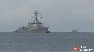 委内瑞拉——美国海军阿利·伯克级驱逐舰——格雷夫利号驶入特立尼达和多巴哥西班牙港