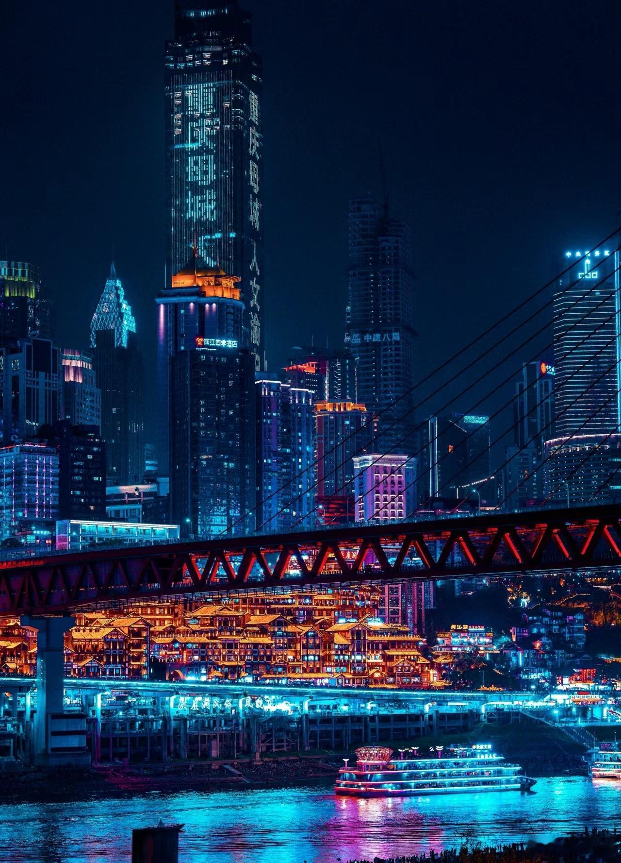 #国风大巴为孙颖莎王楚钦樊振东助威# 古韵今风，一车一世界，携千年国风，穿行于摩